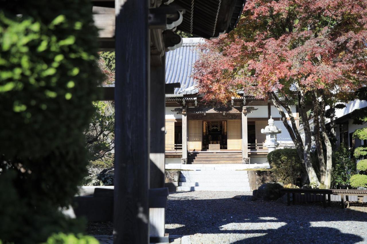 宿坊 端場坊｜Temple Hotel Habanobo Minobu Exteriör bild