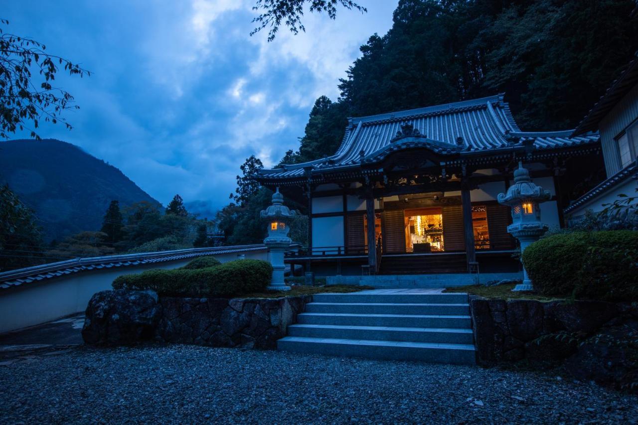 宿坊 端場坊｜Temple Hotel Habanobo Minobu Exteriör bild