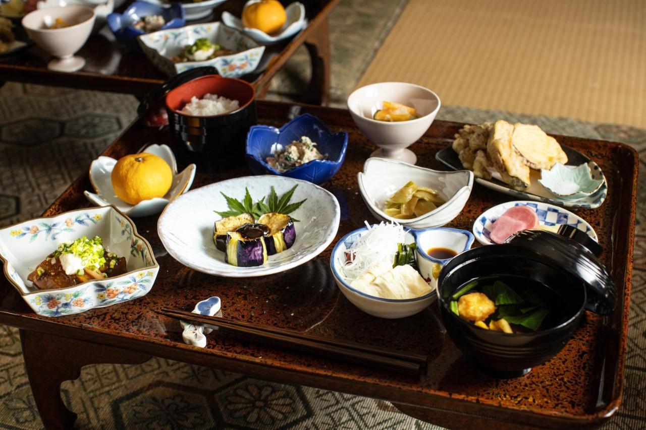 宿坊 端場坊｜Temple Hotel Habanobo Minobu Exteriör bild
