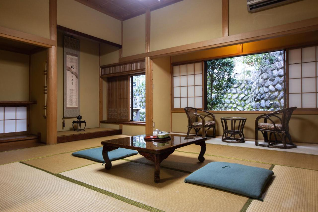 宿坊 端場坊｜Temple Hotel Habanobo Minobu Exteriör bild